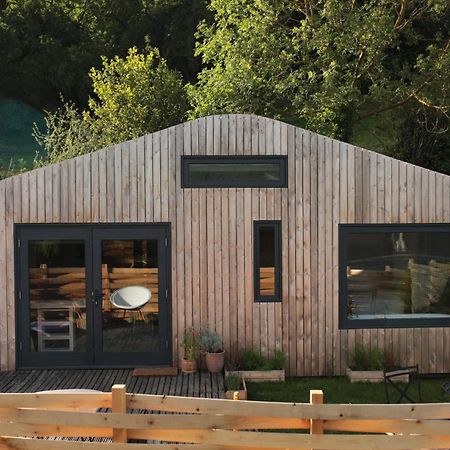 Two Unique Cabins Wrapped In Beautiful Welsh Scenery Presteigne Exteriör bild